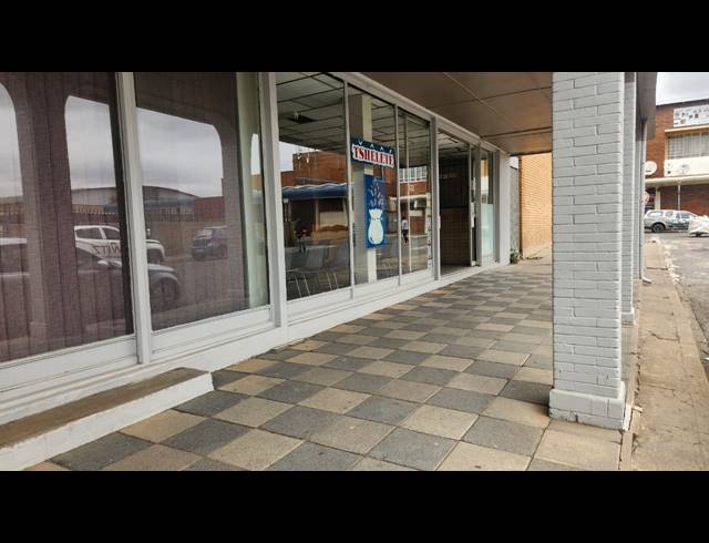 84M² RETAIL FOR SALE IN RUSTENBURG CENTRAL